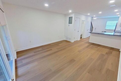 2530-E-North-St-14G-Greenville-SC-29615-11