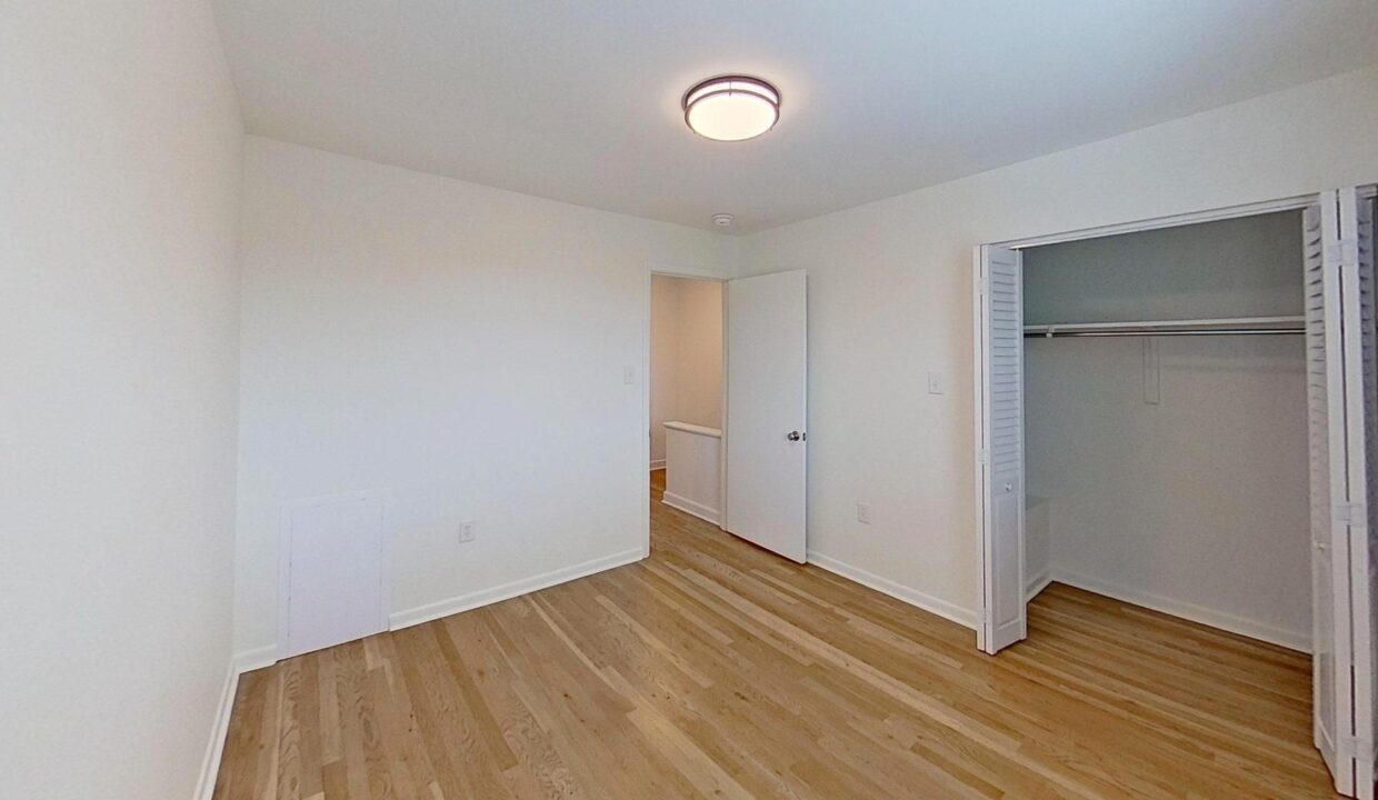 2530-E-North-St-14G-Greenville-SC-29615-18