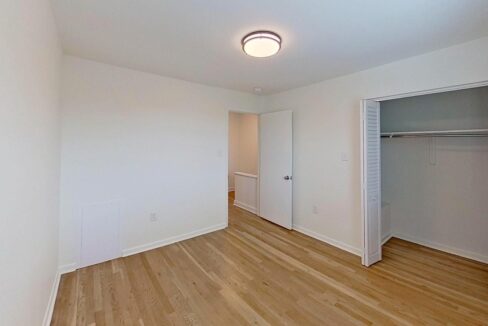 2530-E-North-St-14G-Greenville-SC-29615-18