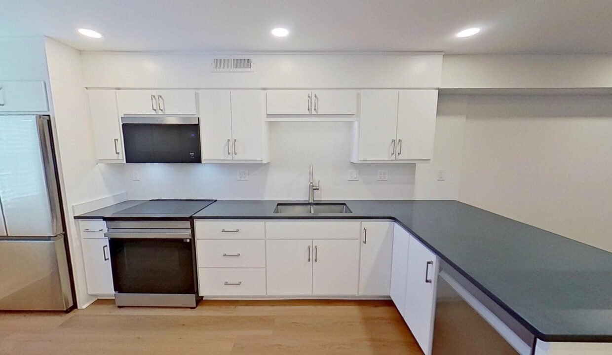 2530-E-North-St-14G-Greenville-SC-29615-5