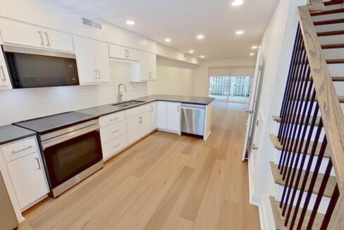 2530-E-North-St-14G-Greenville-SC-29615-8