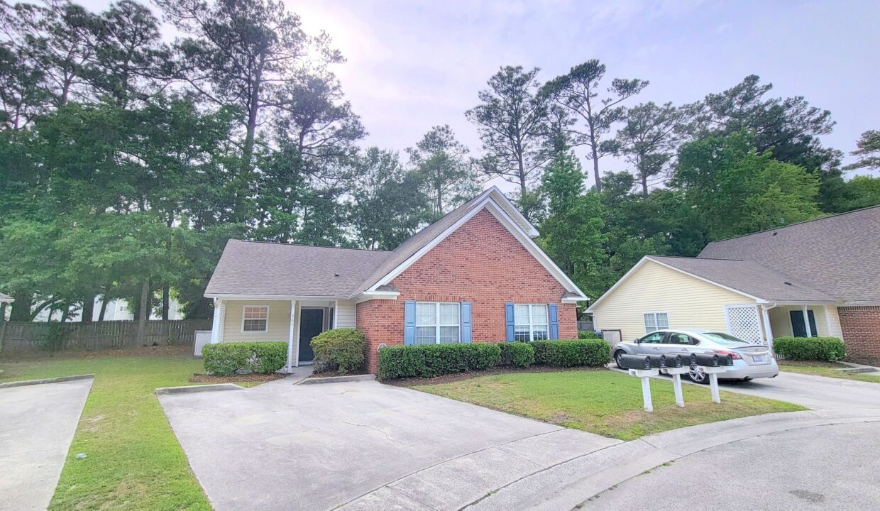 305-Saint-Rosea-Dr-Wilmington-NC-28405-14