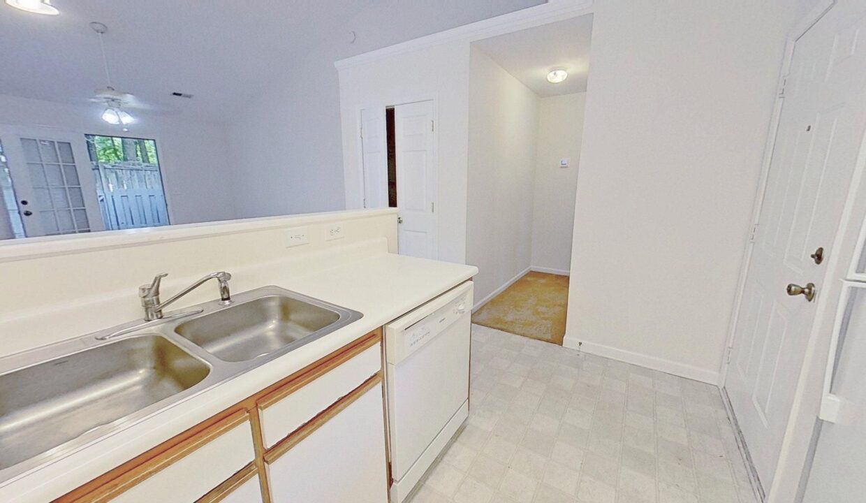 305-Saint-Rosea-Dr-Wilmington-NC-28405-18