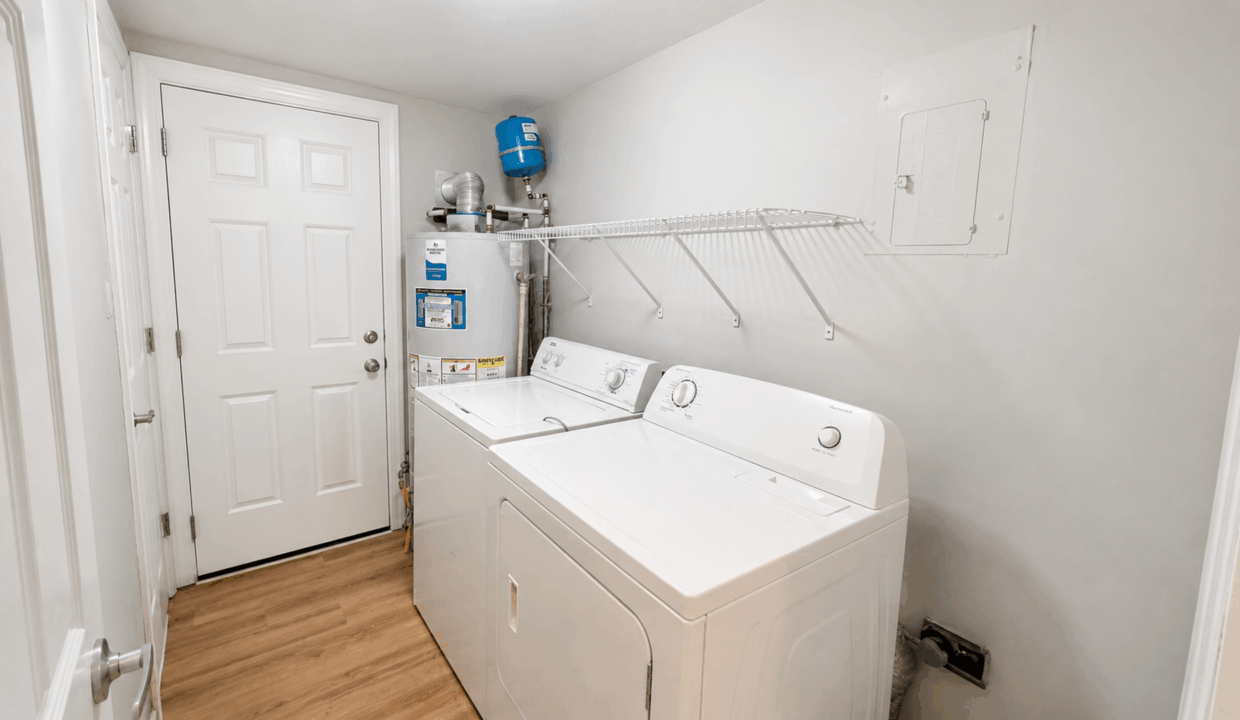 3331-Donovan-Pl-Charlotte-NC-28215-13