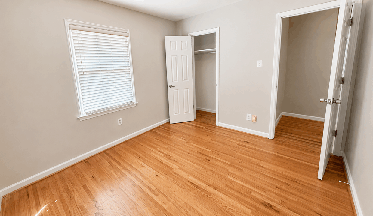 3331-Donovan-Pl-Charlotte-NC-28215-8