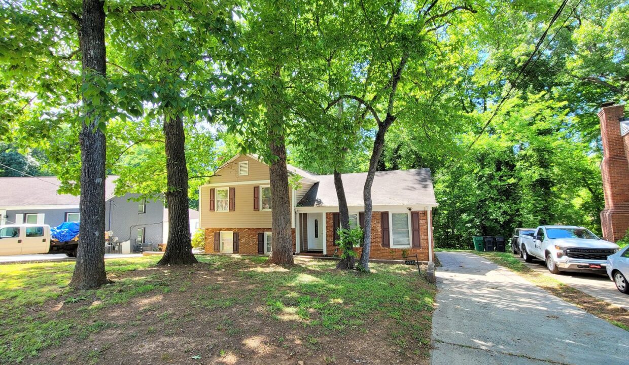 3331-Donovan-Pl-Charlotte-NC-28215-9