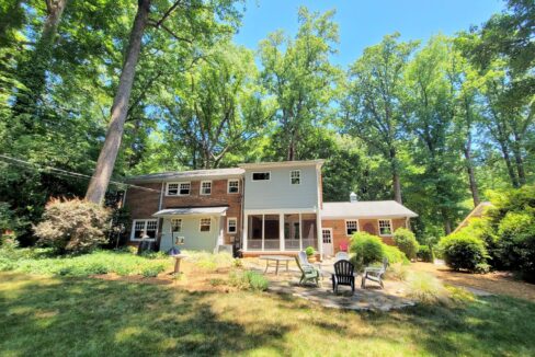 3507-Henderson-Rd-Greensboro-NC-27410-16