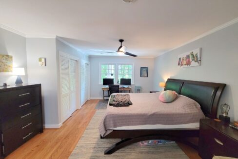3507-Henderson-Rd-Greensboro-NC-27410-23