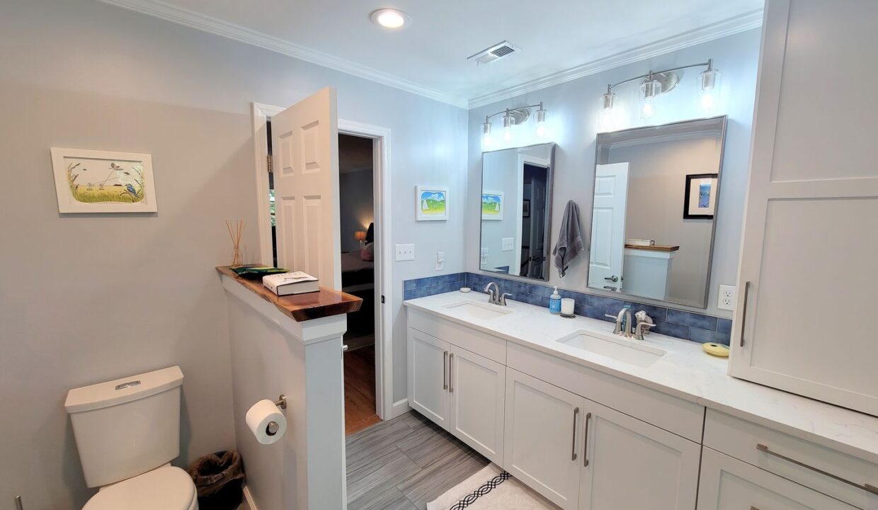 3507-Henderson-Rd-Greensboro-NC-27410-26