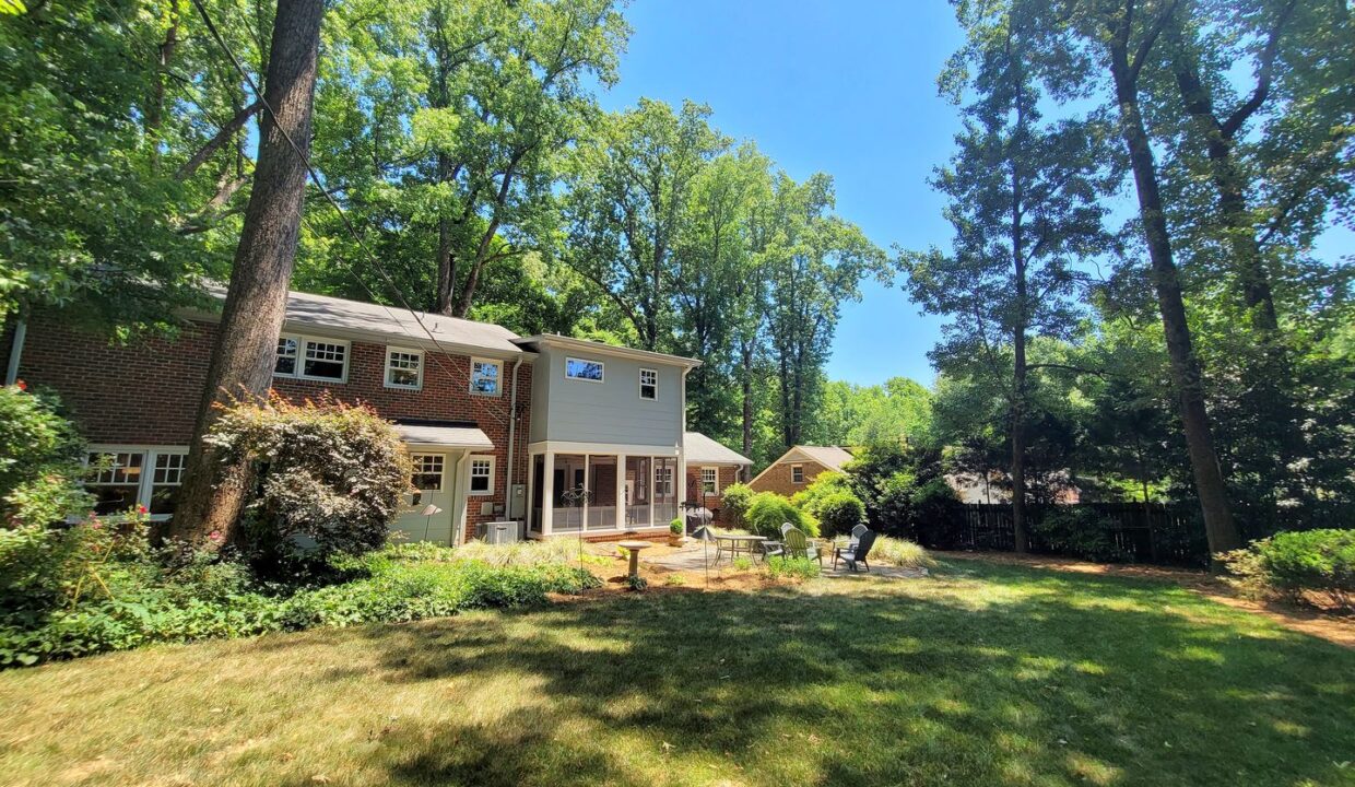 3507-Henderson-Rd-Greensboro-NC-27410-34