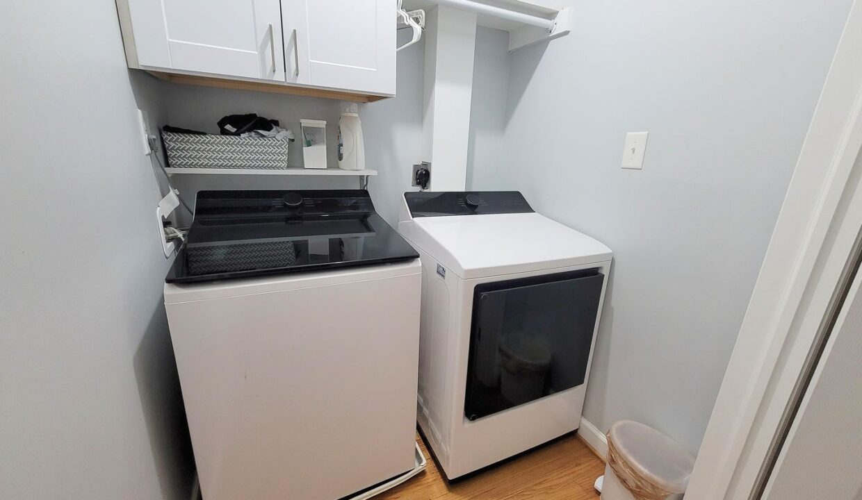 3507-Henderson-Rd-Greensboro-NC-27410-43