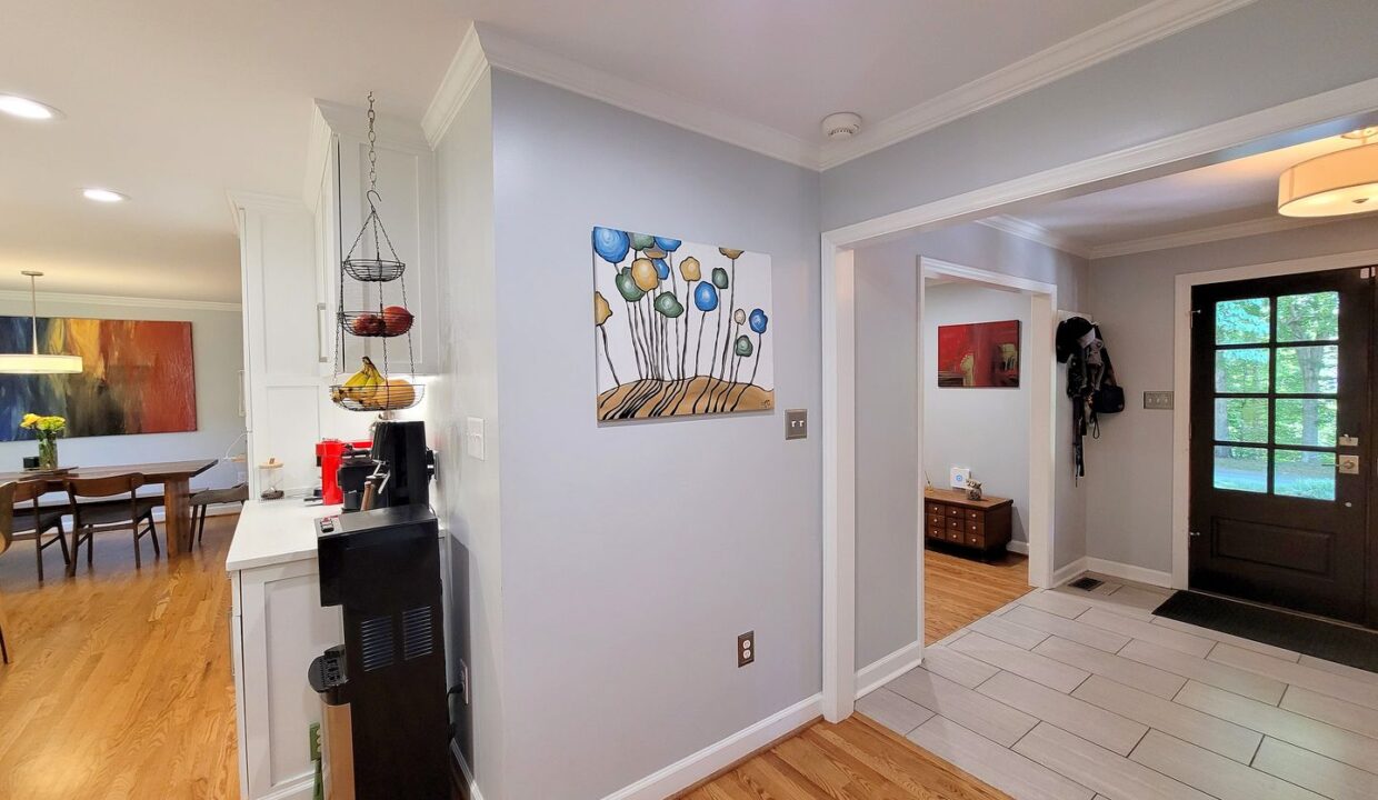 3507-Henderson-Rd-Greensboro-NC-27410-44