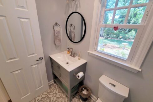 3507-Henderson-Rd-Greensboro-NC-27410-45