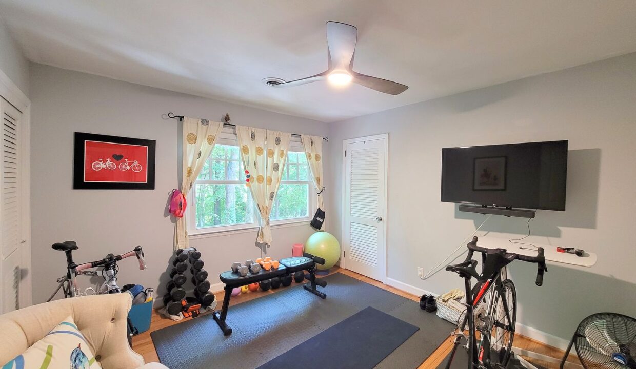3507-Henderson-Rd-Greensboro-NC-27410-8