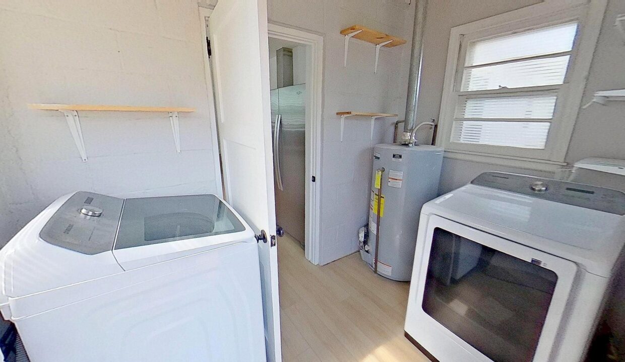 3819-Plainview-Rd-Charlotte-NC-28208-14