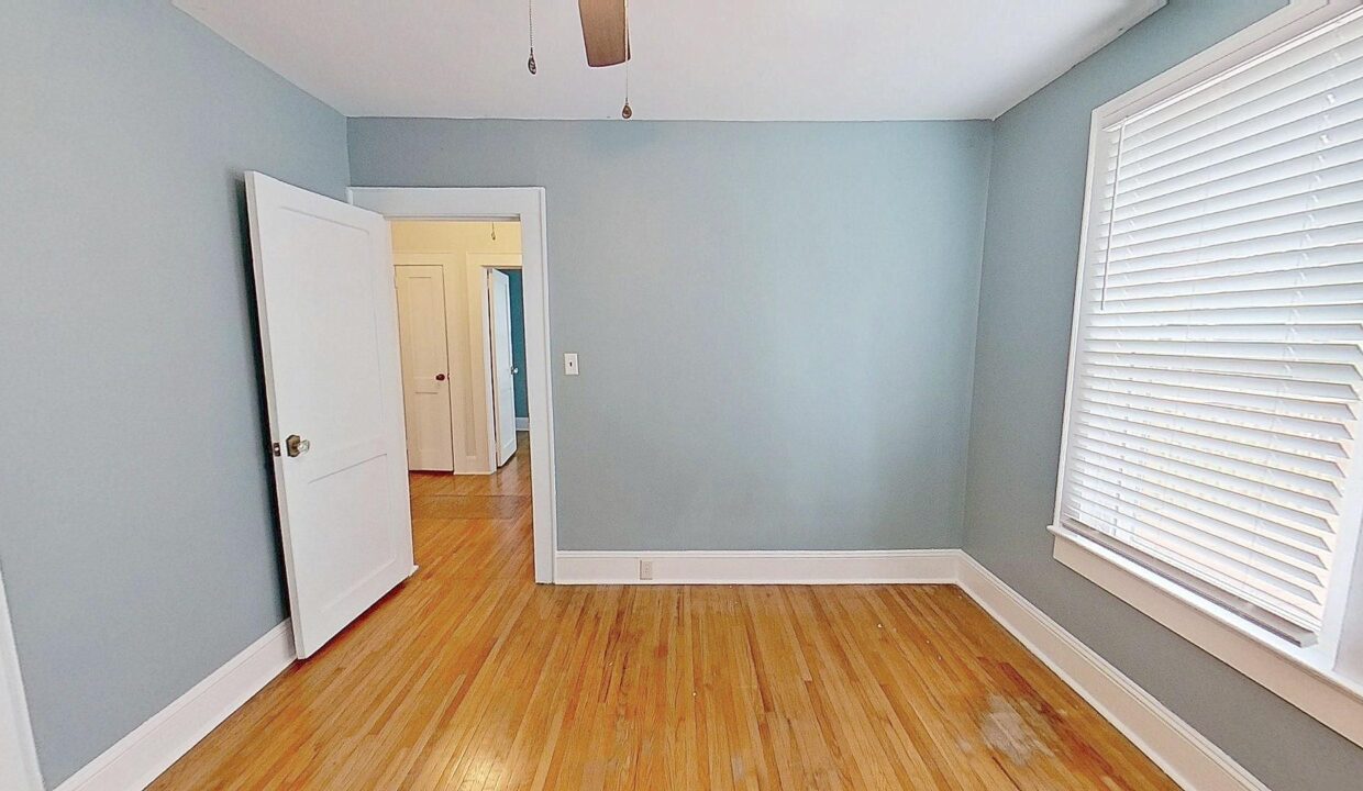 3819-Plainview-Rd-Charlotte-NC-28208-18