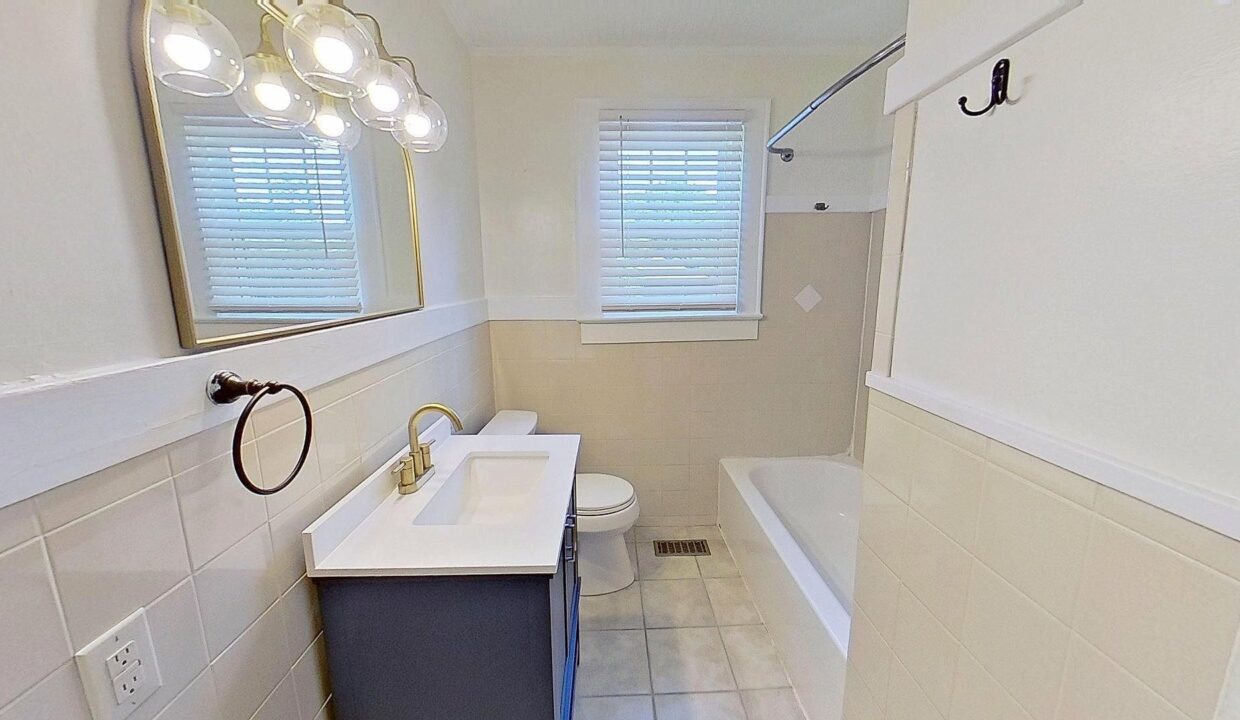3819-Plainview-Rd-Charlotte-NC-28208-20