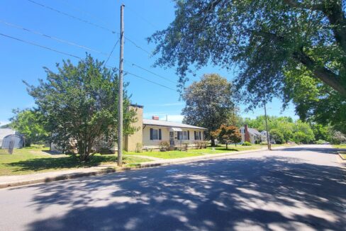 412-Hamby-St-Clayton-NC-27520-12