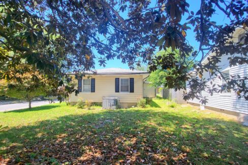 412-Hamby-St-Clayton-NC-27520-17