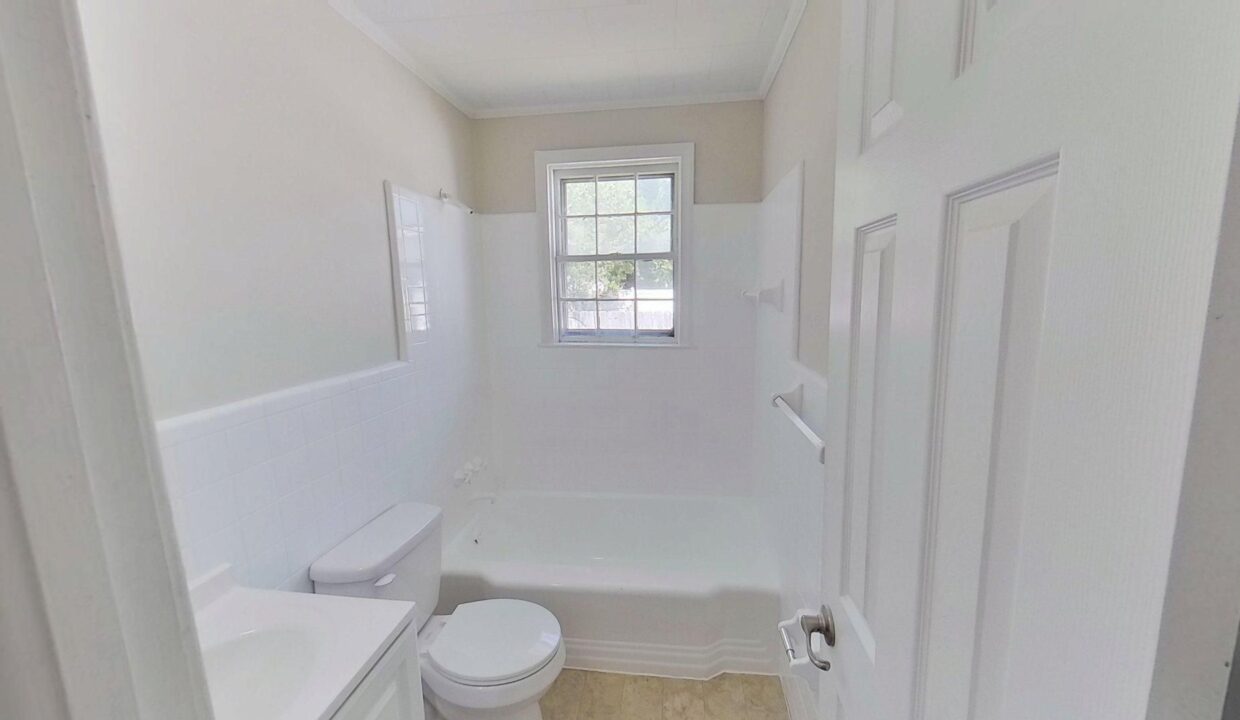 412-Hamby-St-Clayton-NC-27520-26