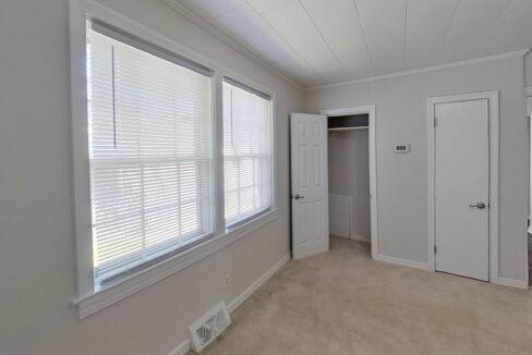 412-Hamby-St-Clayton-NC-27520-28