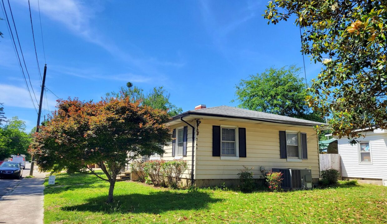 412-Hamby-St-Clayton-NC-27520-3