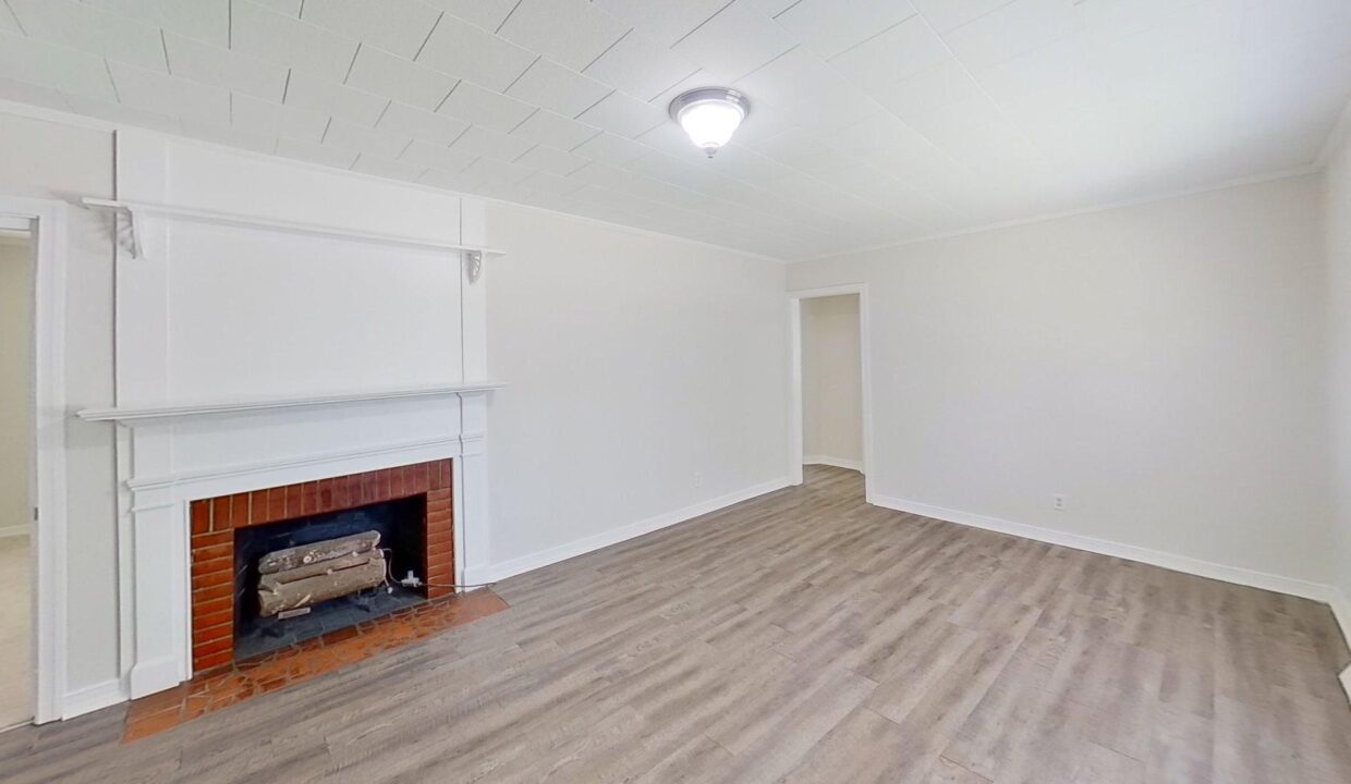 412-Hamby-St-Clayton-NC-27520-4