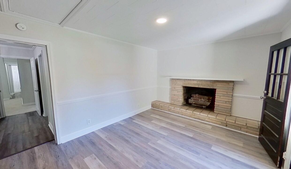 412-Hamby-St-Clayton-NC-27520-9