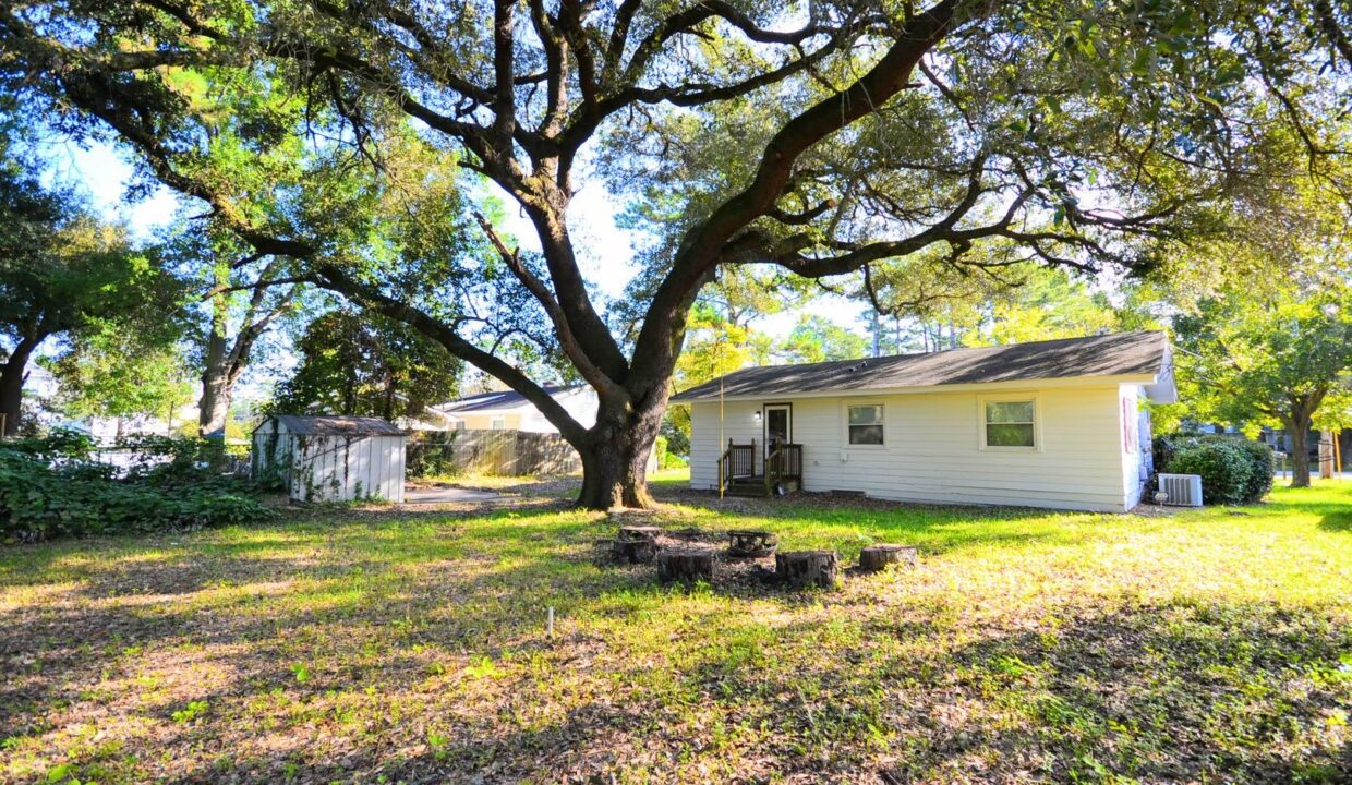 412-S.-Kerr-Ave-Wilmington-NC-28403-12