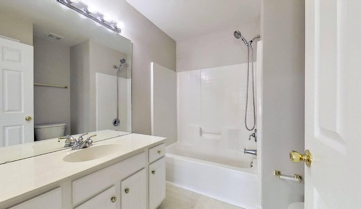 5474-Werburgh-St-Charlotte-NC-28209-10