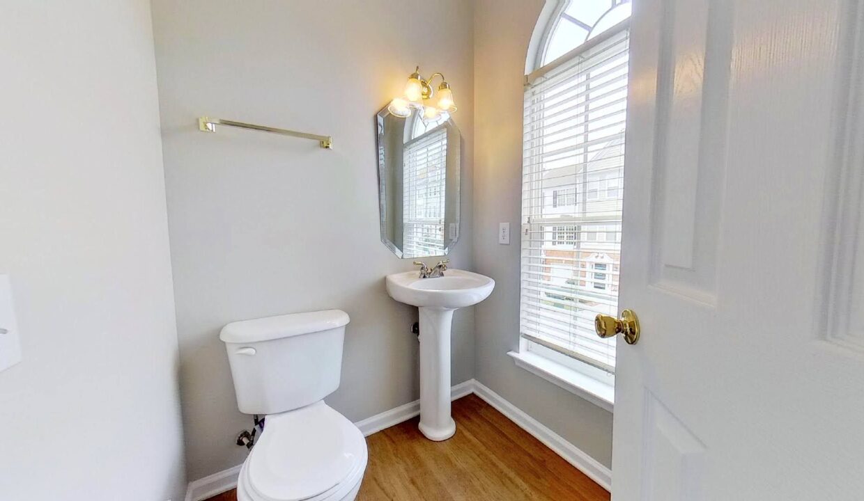 5474-Werburgh-St-Charlotte-NC-28209-15