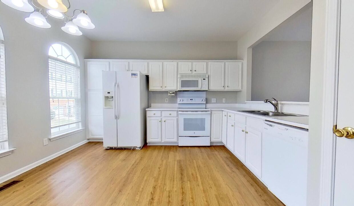 5474-Werburgh-St-Charlotte-NC-28209-3