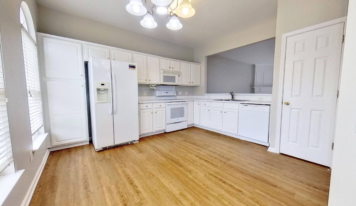 5474-Werburgh-St-Charlotte-NC-28209-4