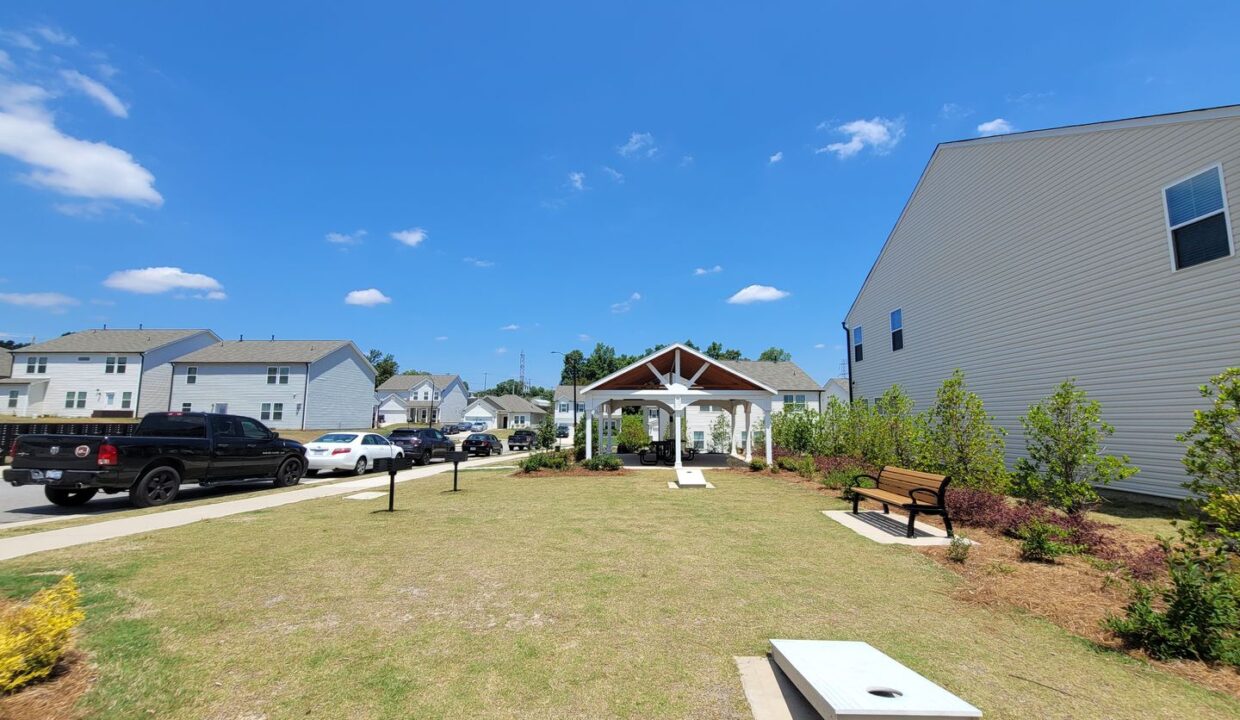 808-Falls-Grove-Trl-High-Point-NC-27265-19