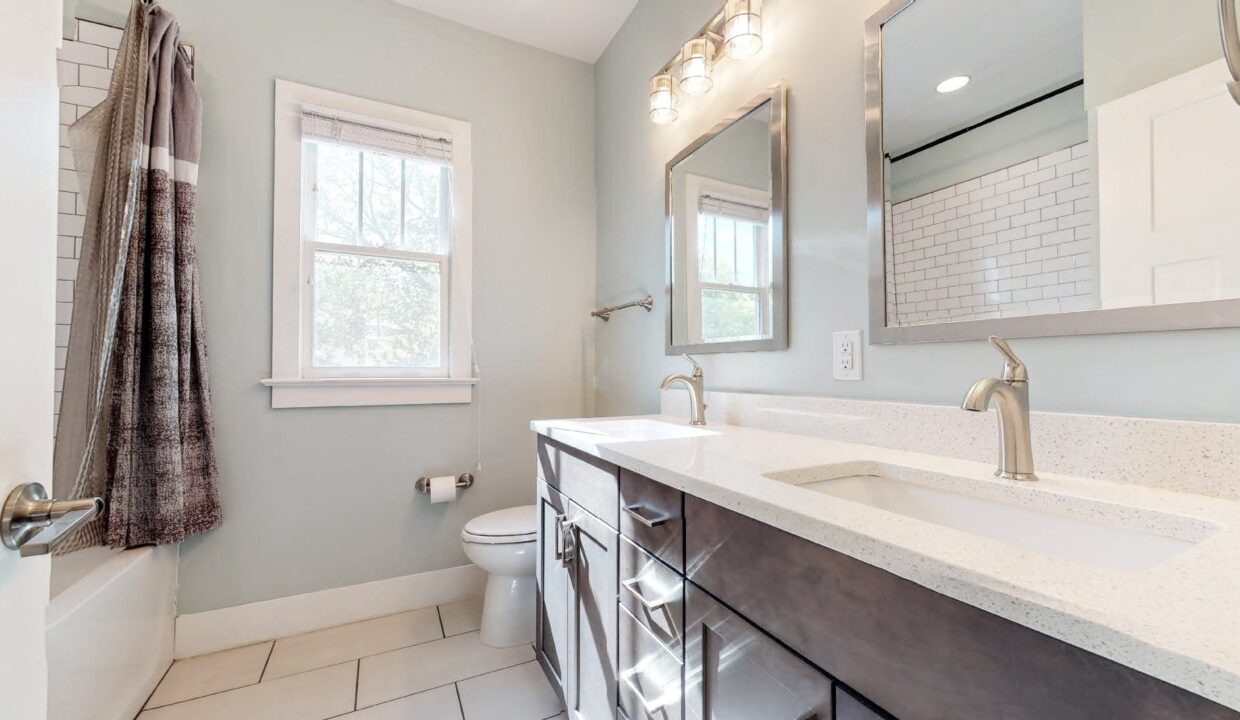 822-E-Lenoir-St-Raleigh-NC-27601-17