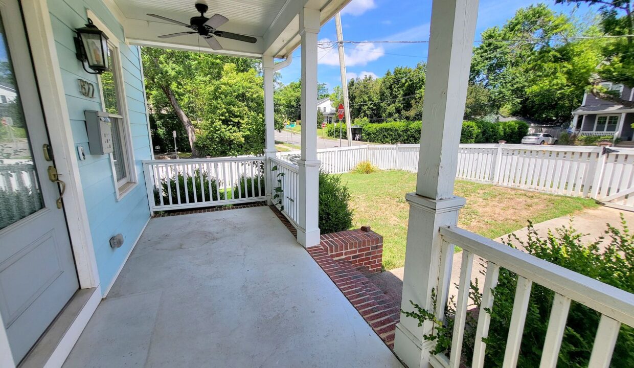 822-E-Lenoir-St-Raleigh-NC-27601-23