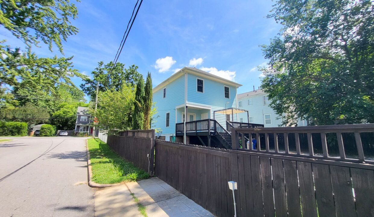 822-E-Lenoir-St-Raleigh-NC-27601-37