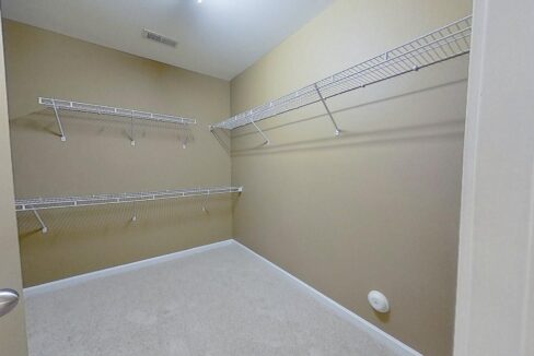 1007-Winning-Colors-Dr-Knightdale-NC-27545-43