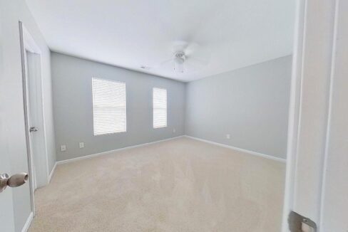 1007-Winning-Colors-Dr-Knightdale-NC-27545-44
