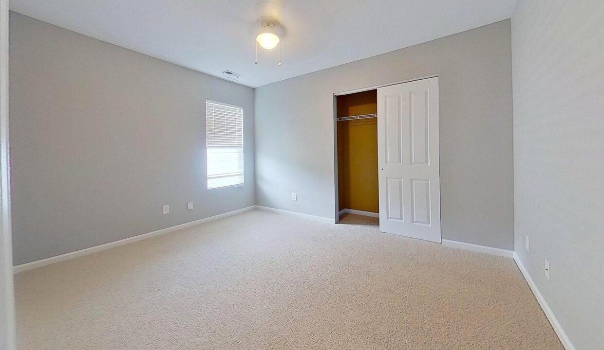 1007-Winning-Colors-Dr-Knightdale-NC-27545-46