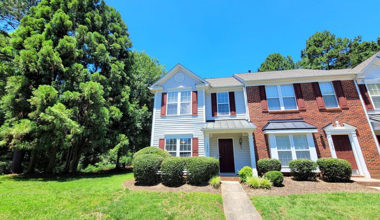 10835-Garden-Oaks-Ln-11