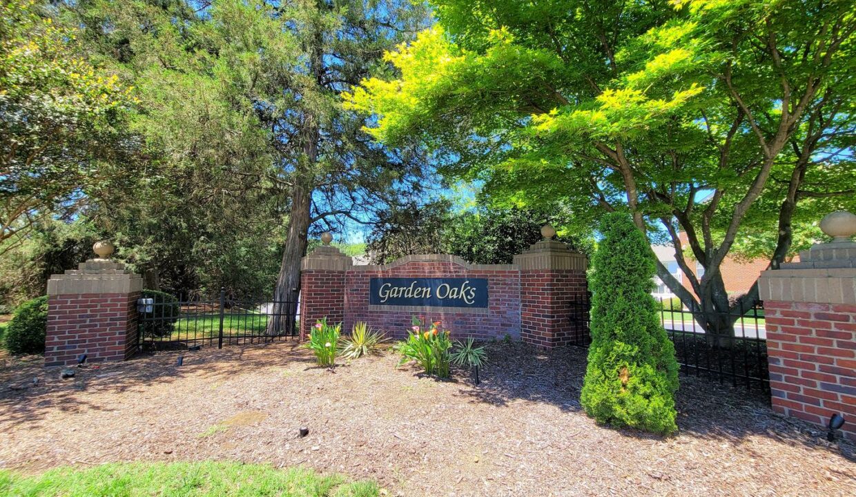 10835-Garden-Oaks-Ln-Charlotte-NC-28273-14