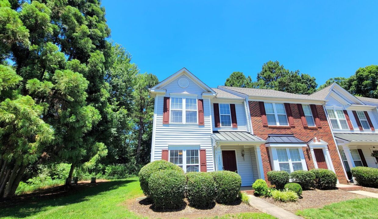 10835-Garden-Oaks-Ln-Charlotte-NC-28273-15