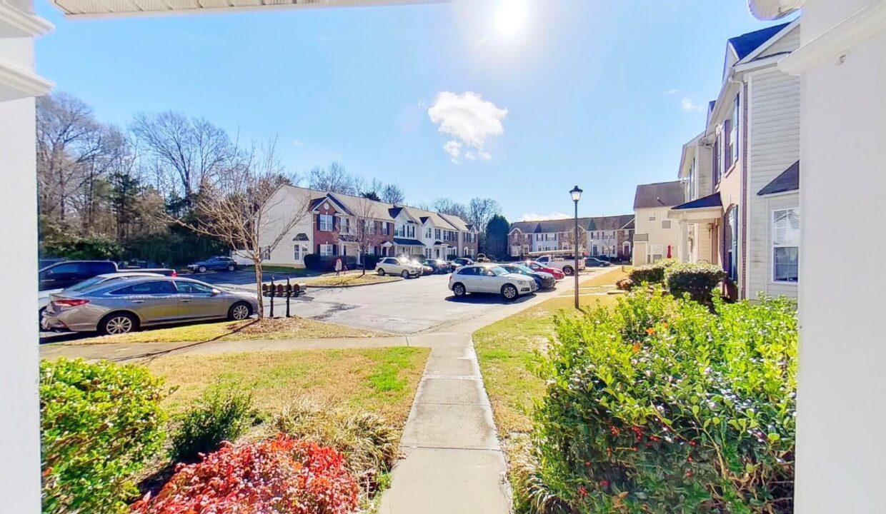 10835-Garden-Oaks-Ln-Charlotte-NC-28273-9