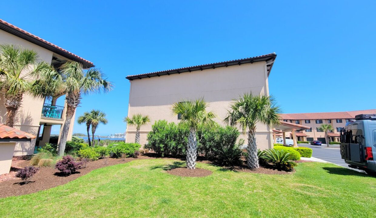 111-Spencer-Farlow-Dr-Carolina-Beach-NC-28428-21