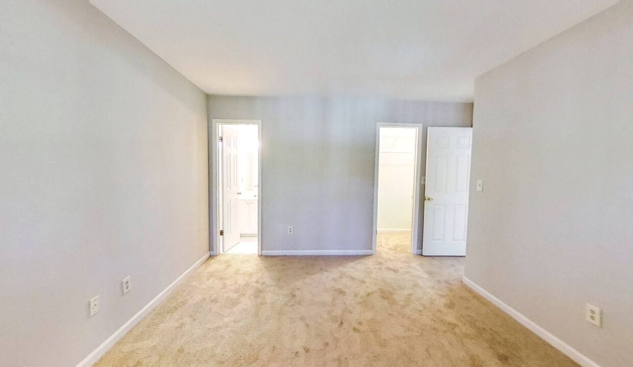 120-Shady-Meadow-Cir-Cary-NC-27513-14