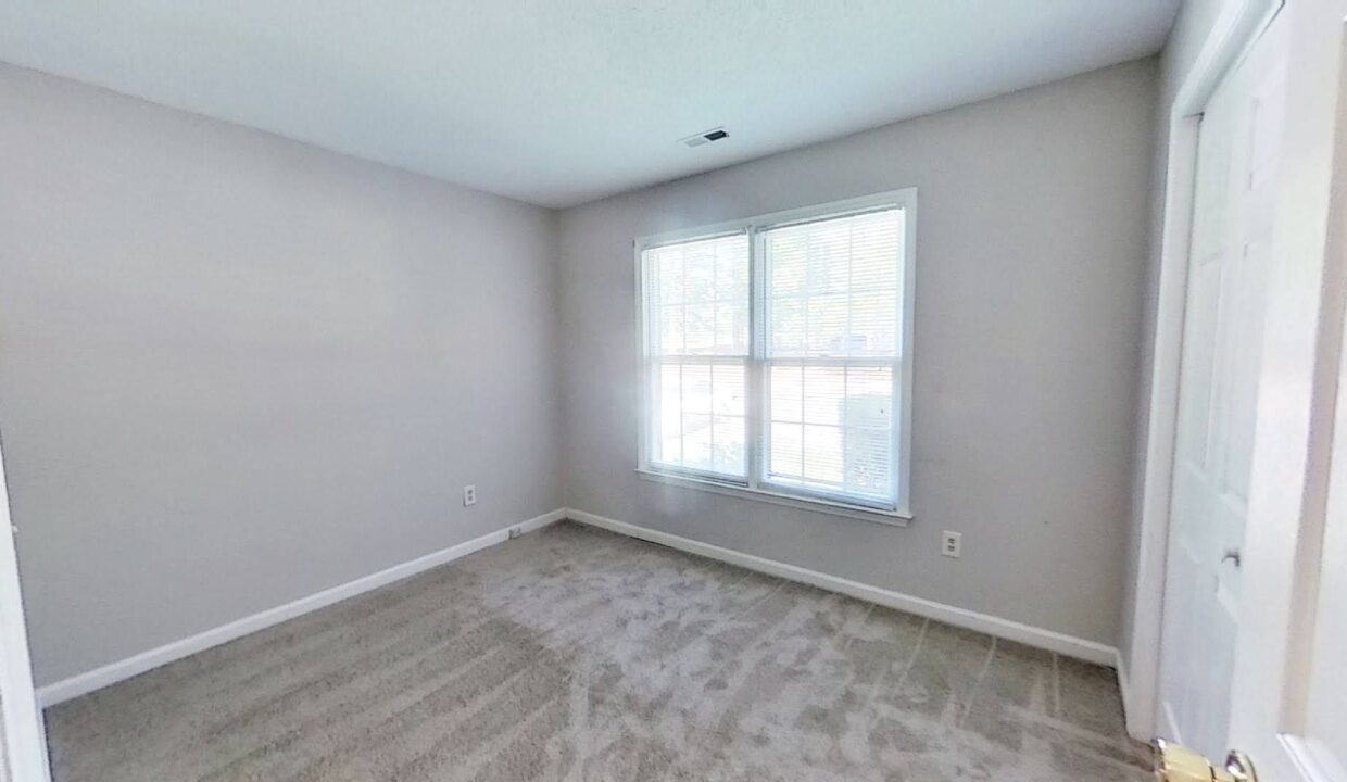 120-Shady-Meadow-Cir-Cary-NC-27513-20