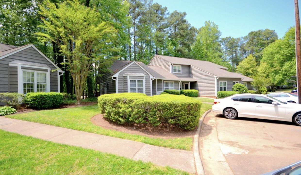 120-Shady-Meadow-Cir-Cary-NC-27513-23