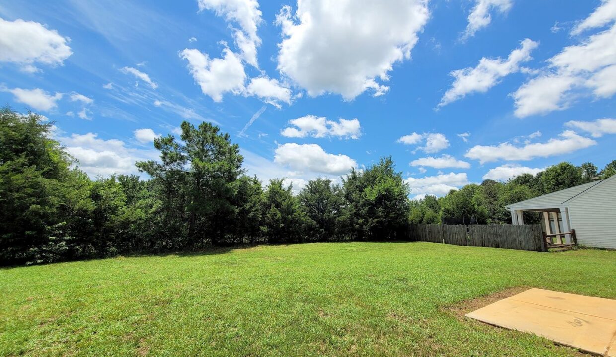13531-Willow-Falls-Rd-Charlotte-NC-28215-17