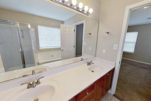 13531-Willow-Falls-Rd-Charlotte-NC-28215-18